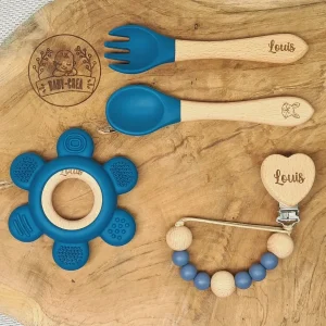 Coffret Bébé Personnalisé – Couverts, Attache Tétine & Anneau de Dentition Couronne