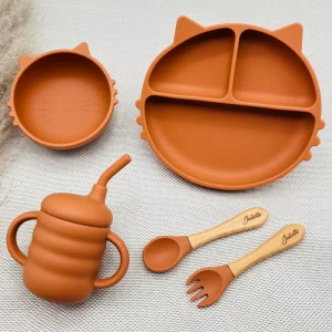 Coffret Repas Bébé Personnalisé – Assiette Chat, Bol, Tasse & Couverts